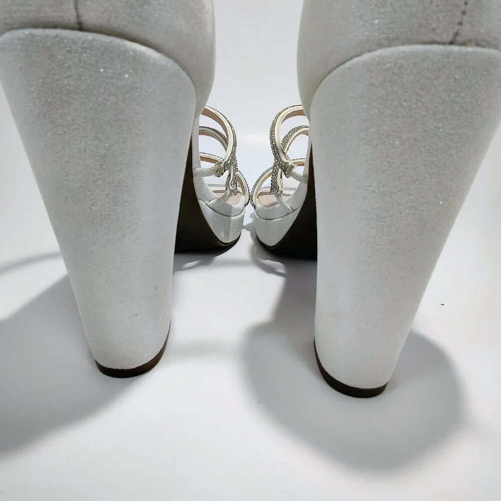 Sugar Women's Size 10M Petal‎ White Shimmer Block Heels NWOT
